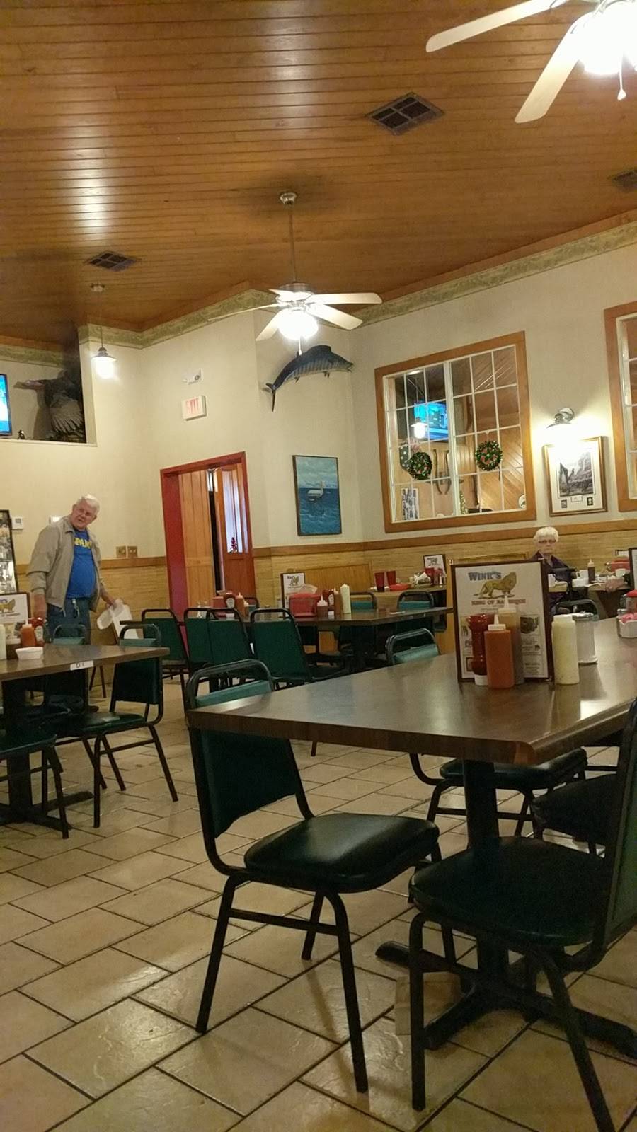 Winks King Barbeque & Seafood | restaurant | 509 Faith Rd, Salisbury, NC 28146, USA | 7046372410 OR +1 704-637-2410