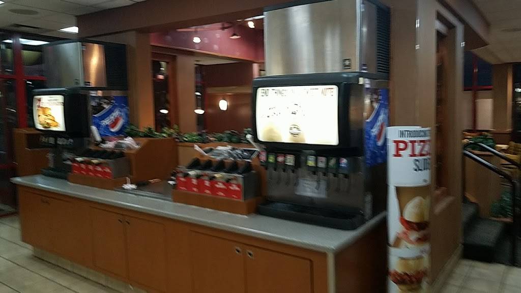 Arbys | restaurant | 1601 W Washington St, Greenville, MI 48838, USA | 6162258320 OR +1 616-225-8320