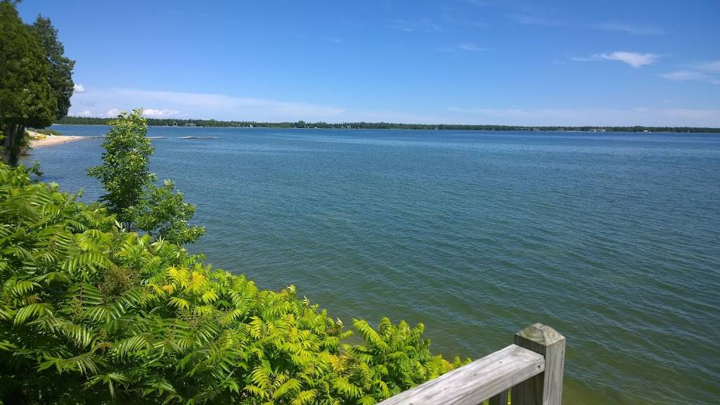 Baileys 57 BP | meal takeaway | 7998 WI-57, Baileys Harbor, WI 54202, USA | 9208392114 OR +1 920-839-2114