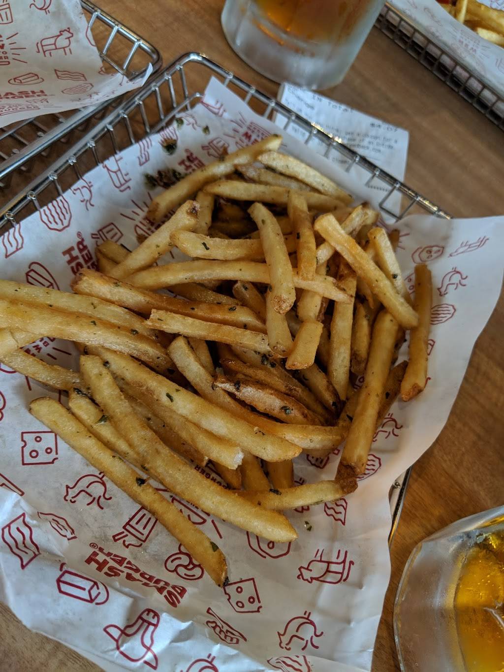 Smashburger | restaurant | 54 Hazard Ave, Enfield, CT 06082, USA | 8606986229 OR +1 860-698-6229