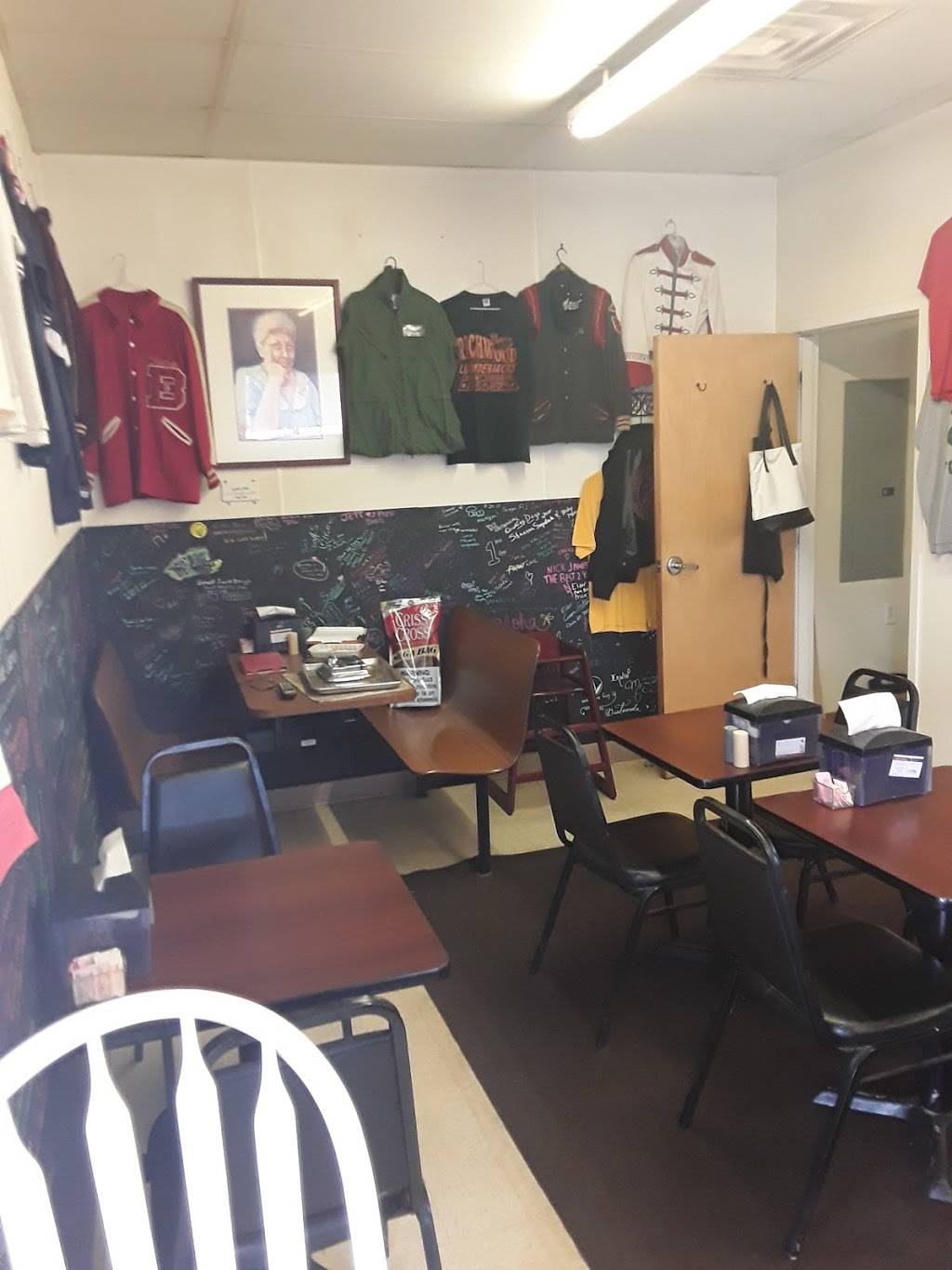 Grandma Cookies Hot Dog Express | restaurant | 1201 D, S Chestnut St, Clarksburg, WV 26301, USA | 3046230064 OR +1 304-623-0064