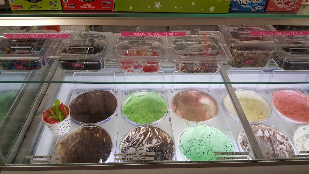 The Chocolate Girl | restaurant | 524 N La Brea Ave, Los Angeles, CA 90036, USA | 3234247990 OR +1 323-424-7990