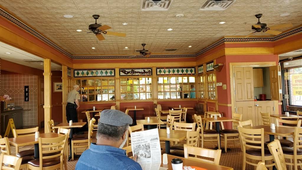 Bojangles Famous Chicken n Biscuits | restaurant | 4323 University Dr, Huntsville, AL 35816, USA | 2568953317 OR +1 256-895-3317