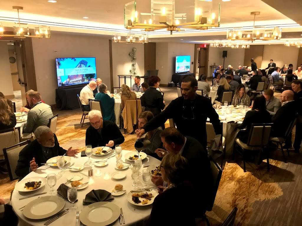 Algonquin Conference Room | restaurant | 801 Wharf St SW, Washington, DC 20024, USA | 2028000844 OR +1 202-800-0844