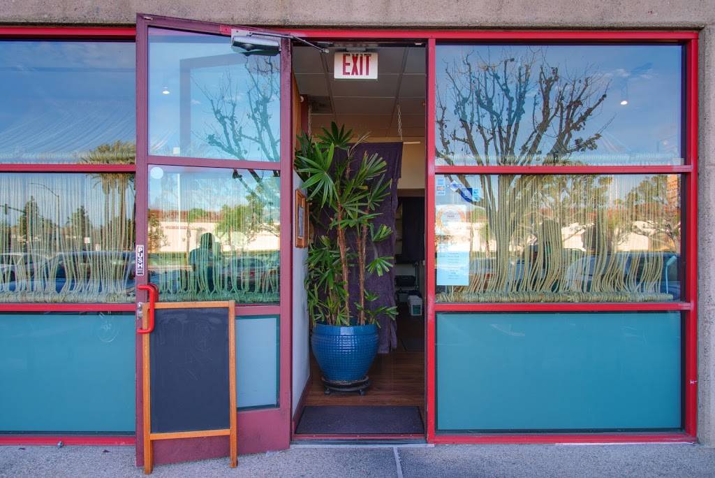 Sushi Murasaki | restaurant | 2901 W MacArthur Blvd #108, Santa Ana, CA 92704, USA | 7142411000 OR +1 714-241-1000