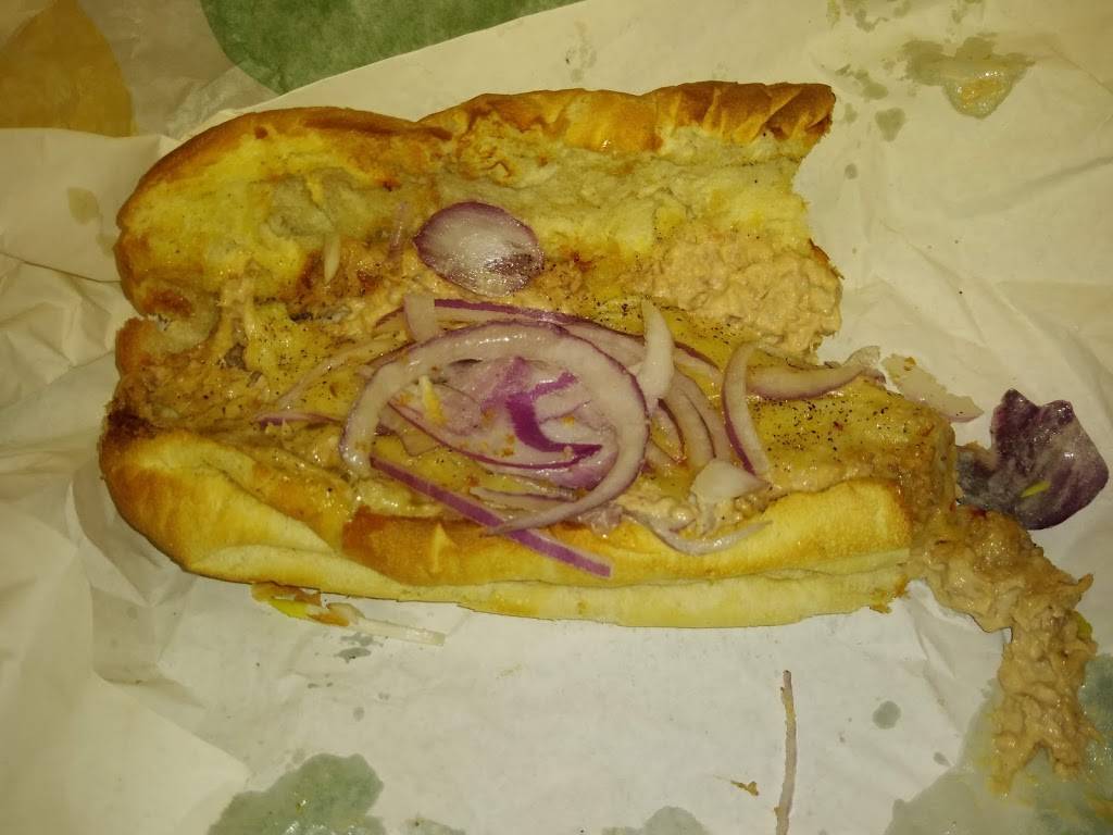 Subway | restaurant | 2302 1, 2, Muscatine Ave, Iowa City, IA 52240, USA | 3193385146 OR +1 319-338-5146