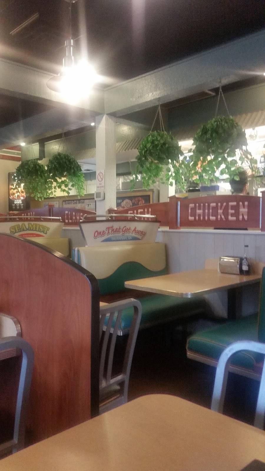 Long John Silvers | restaurant | 3005 E 4th St, Owensboro, KY 42303, USA | 2706841875 OR +1 270-684-1875