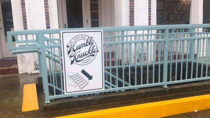 Humble Knuckles Tap & Deli | restaurant | 101 E Church St, Tarboro, NC 27886, USA | 2525635638 OR +1 252-563-5638