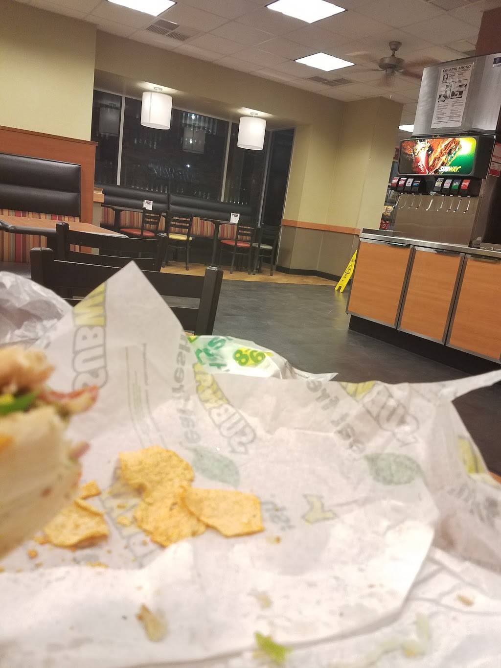 Subway | restaurant | 601 University Dr Ste 103, College Station, TX 77840, USA | 9798462165 OR +1 979-846-2165