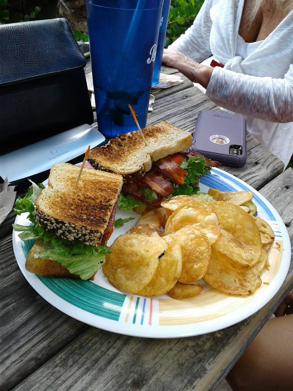 Deans South of the Border | restaurant | 130 Tamiami Trail, Punta Gorda, FL 33950, USA | 9415756100 OR +1 941-575-6100