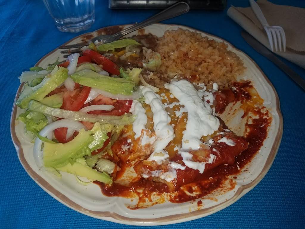 El Tacazo Mexican Delights | restaurant | 95 E Minnesota St, Le Center, MN 56057, USA | 5073572232 OR +1 507-357-2232