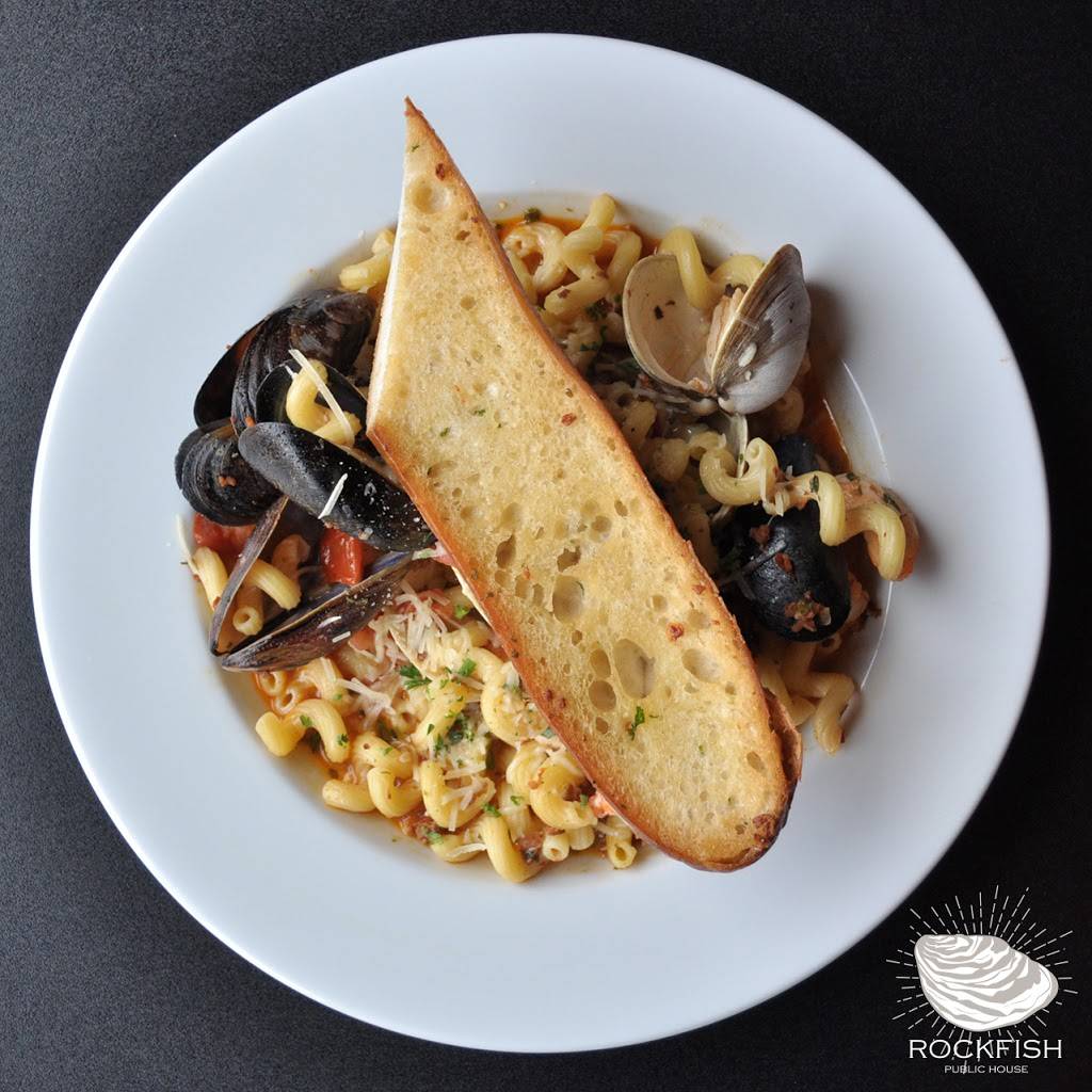 Rockfish Public House | restaurant | 110 N George St, York, PA 17401, USA | 7178935928 OR +1 717-893-5928