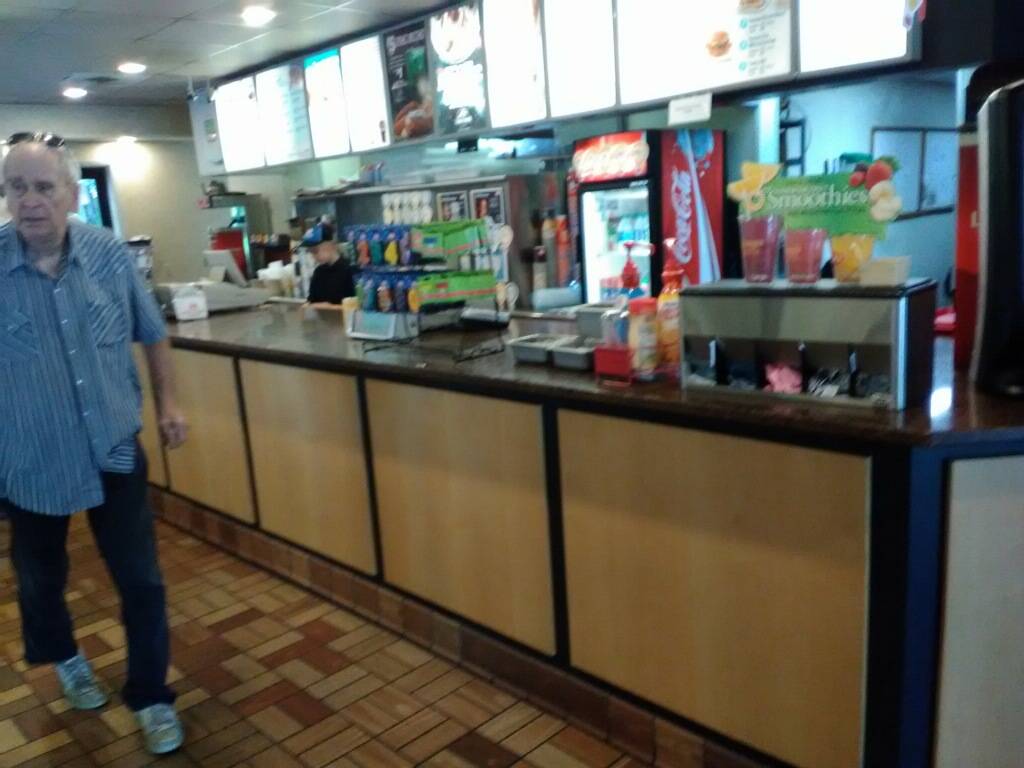 Dairy Queen | restaurant | 185 S Grundy Quarles Hwy, Gainesboro, TN 38562, USA | 9312682286 OR +1 931-268-2286