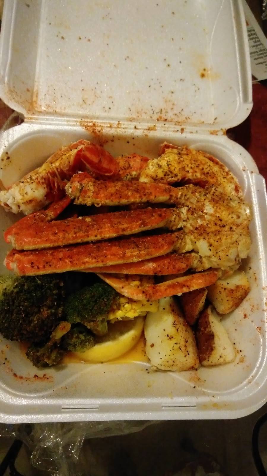 Mikes Bar & Grill | restaurant | 1837 S 17th Ave, Broadview, IL 60155, USA | 7086810135 OR +1 708-681-0135