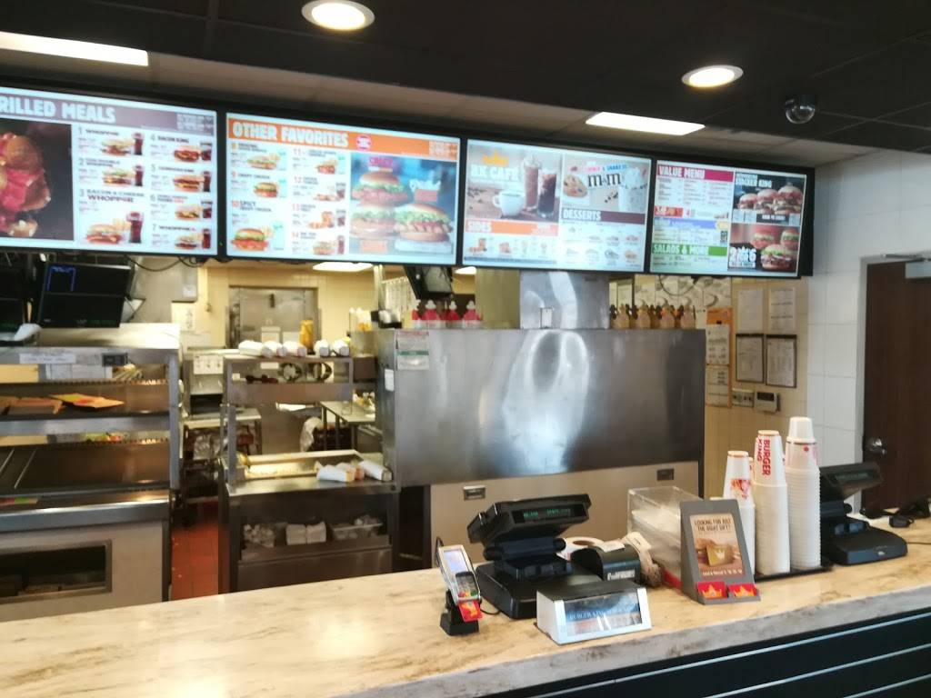 Burger King | restaurant | 14430 28th Pl N, Plymouth, MN 55447, USA | 7635190400 OR +1 763-519-0400