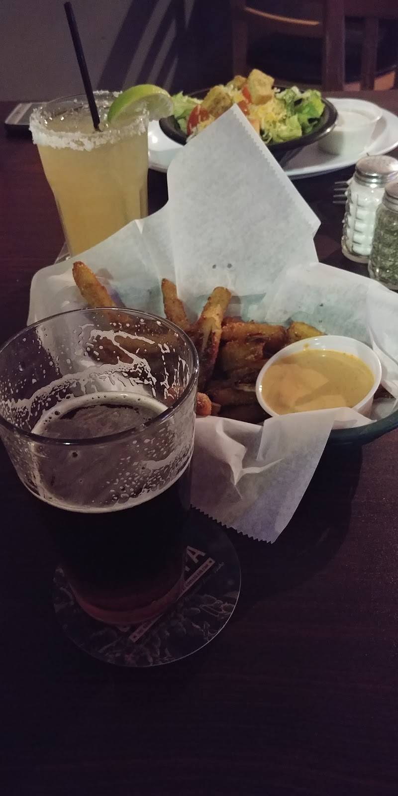 Betty Cs Bar and Grill | restaurant | 11121 Johnson Dr, Shawnee, KS 66203, USA | 9137016342 OR +1 913-701-6342