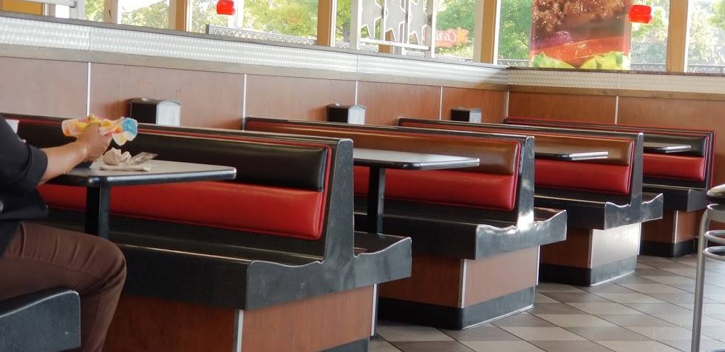 Carls Jr. | restaurant | 8361 La Palma Ave, Buena Park, CA 90620, USA | 7145211865 OR +1 714-521-1865