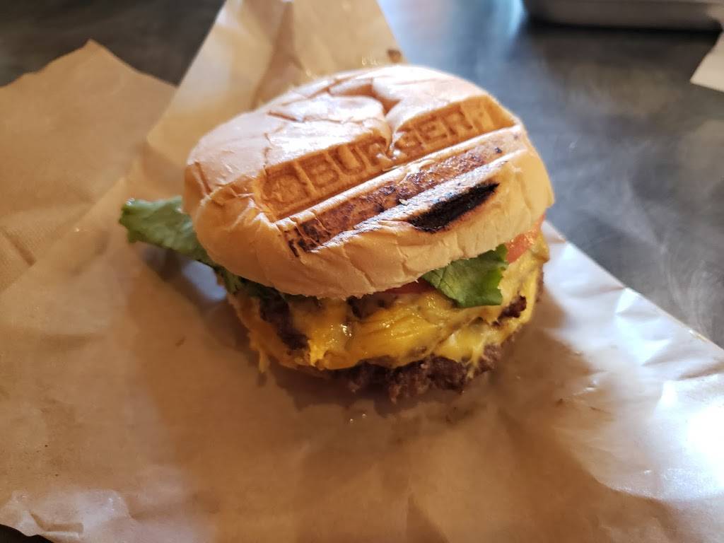 BurgerFi | restaurant | 391 Rose St, Lexington, KY 40508, USA | 8596879825 OR +1 859-687-9825