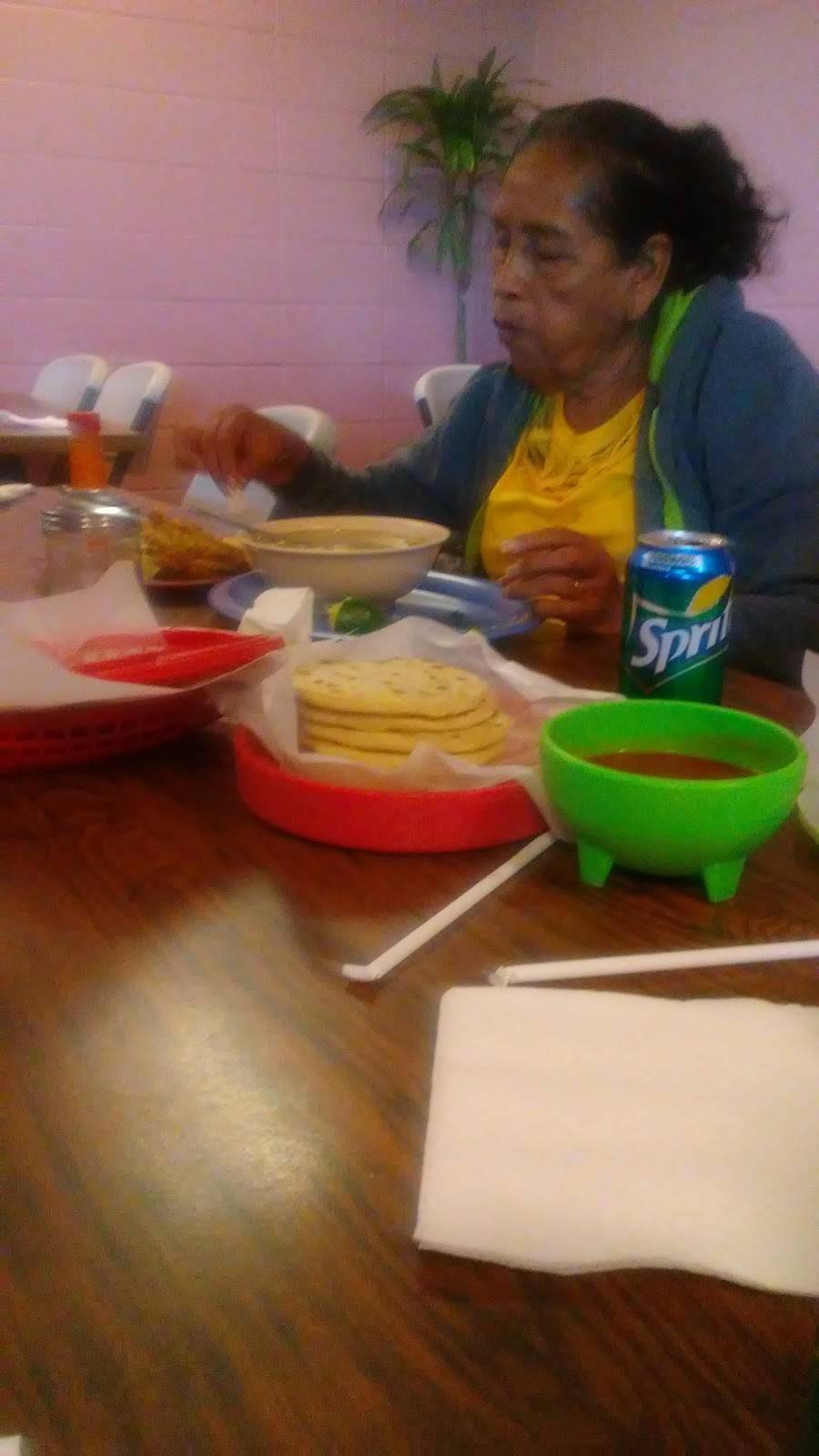 El Guanaco | restaurant | 2950 Middlefield Rd A, Redwood City, CA 94063, USA | 6503657878 OR +1 650-365-7878