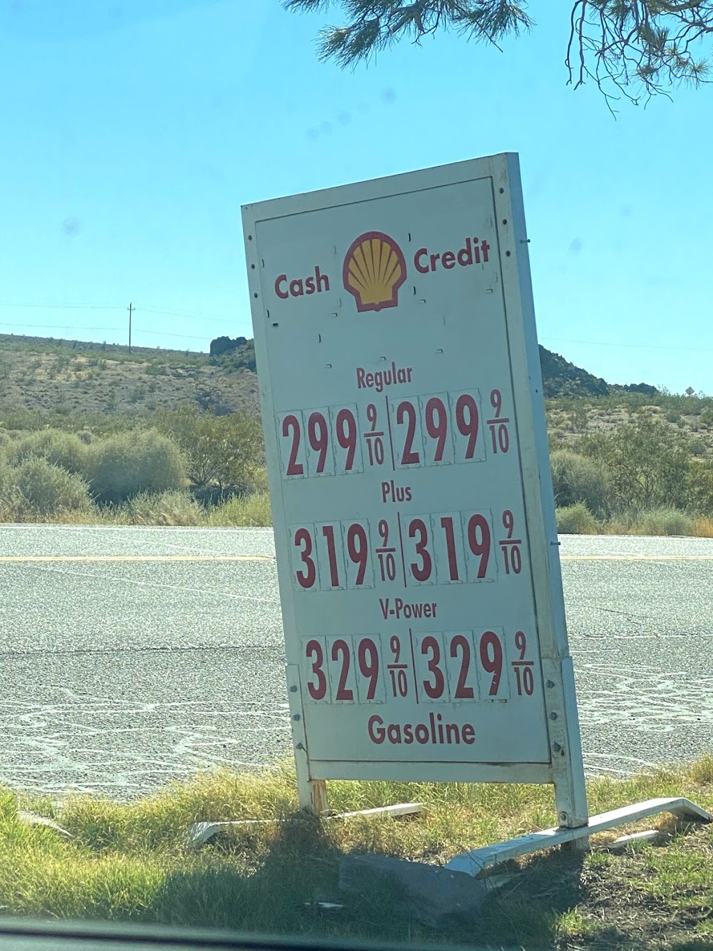 Shell | restaurant | 44230 National Trails Hwy, Newberry Springs, CA 92365, USA | 7602573334 OR +1 760-257-3334