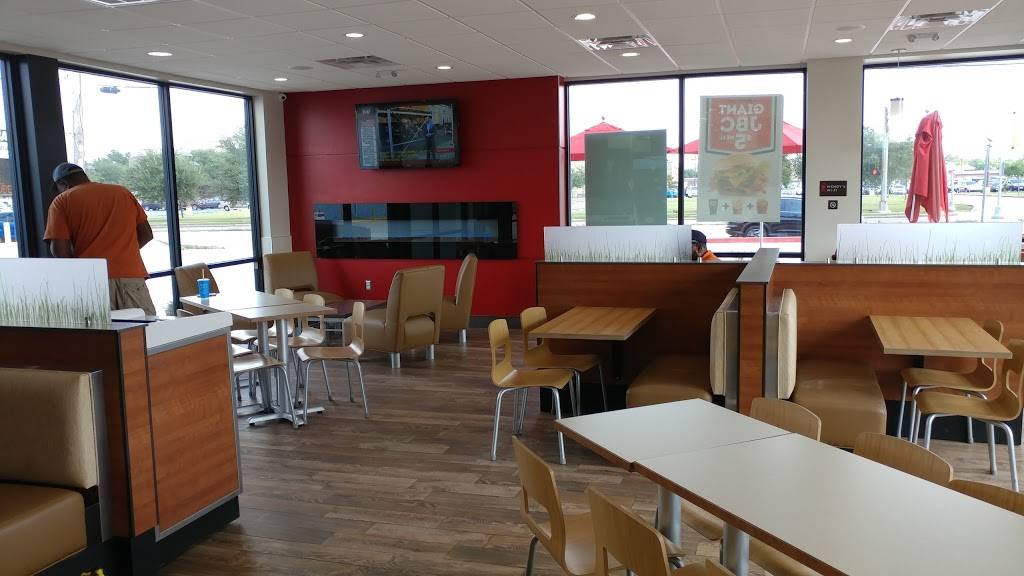 Wendys | restaurant | 14602 Perthshire Rd, Houston, TX 77079, USA | 8324313607 OR +1 832-431-3607