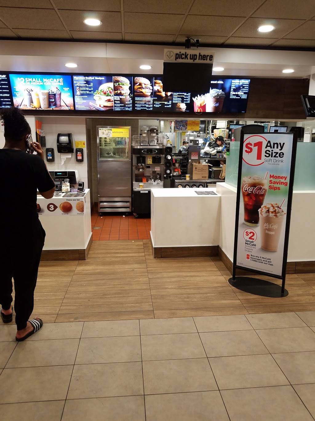 McDonalds | cafe | 3501 S La Cienega Blvd, Los Angeles, CA 90016, USA | 3108459674 OR +1 310-845-9674