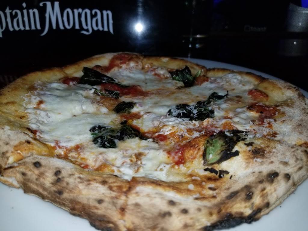 Art e Pizza | restaurant | 272 Worthington St, Springfield, MA 01103, USA | 4133018654 OR +1 413-301-8654