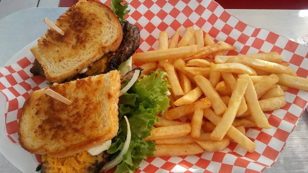 DINOS Best Burgers | restaurant | 2818, 620 W Anaheim St, Long Beach, CA 90813, USA | 5629519592 OR +1 562-951-9592