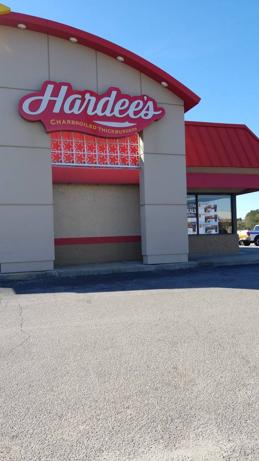 Hardees | restaurant | 915 N Brown St, Chadbourn, NC 28431, USA | 9106543221 OR +1 910-654-3221