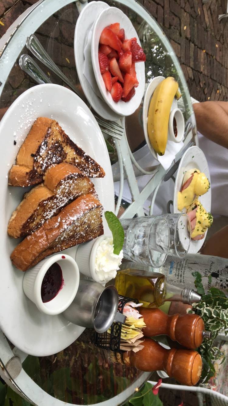 Peacock Garden Bistro | restaurant | 2889 McFarlane Rd, Coconut Grove, FL 33133, USA | 3057743332 OR +1 305-774-3332