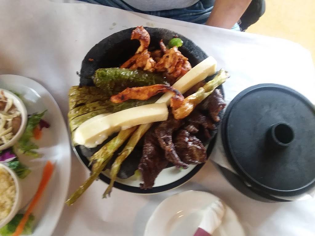 Riviera Nayarit | restaurant | 11456 W Wadsworth Rd, Beach Park, IL 60099, USA | 8472463057 OR +1 847-246-3057