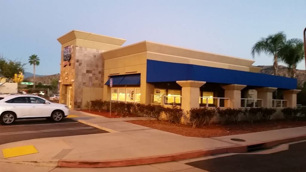 IHOP | restaurant | 1201 Foothill Blvd, La Verne, CA 91750, USA | 9093921055 OR +1 909-392-1055