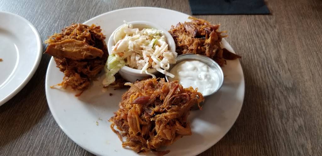 Smokehouse 52 BBQ - Saline | restaurant | 105 W Michigan Ave, Saline, MI 48176, USA | 7343167913 OR +1 734-316-7913