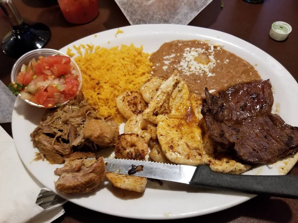 El Salto Restaurant | restaurant | 9611 Calumet Ave, Munster, IN 46321, USA | 2198360600 OR +1 219-836-0600