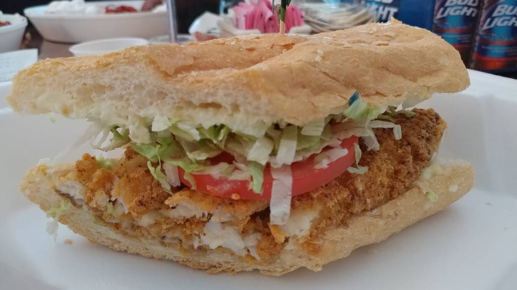 Salvos Seafood | restaurant | 7742 LA-23, Belle Chasse, LA 70037, USA | 5043937303 OR +1 504-393-7303