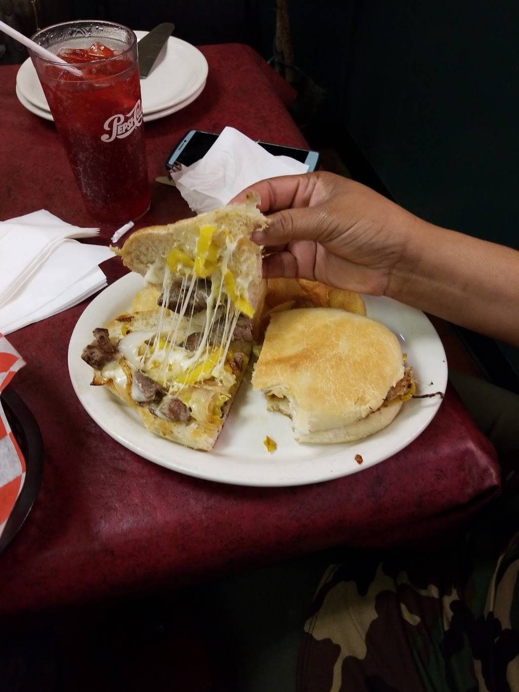 Pizza Mans Pizza | restaurant | 9 S Jefferson St, New Castle, PA 16101, USA | 7246580333 OR +1 724-658-0333