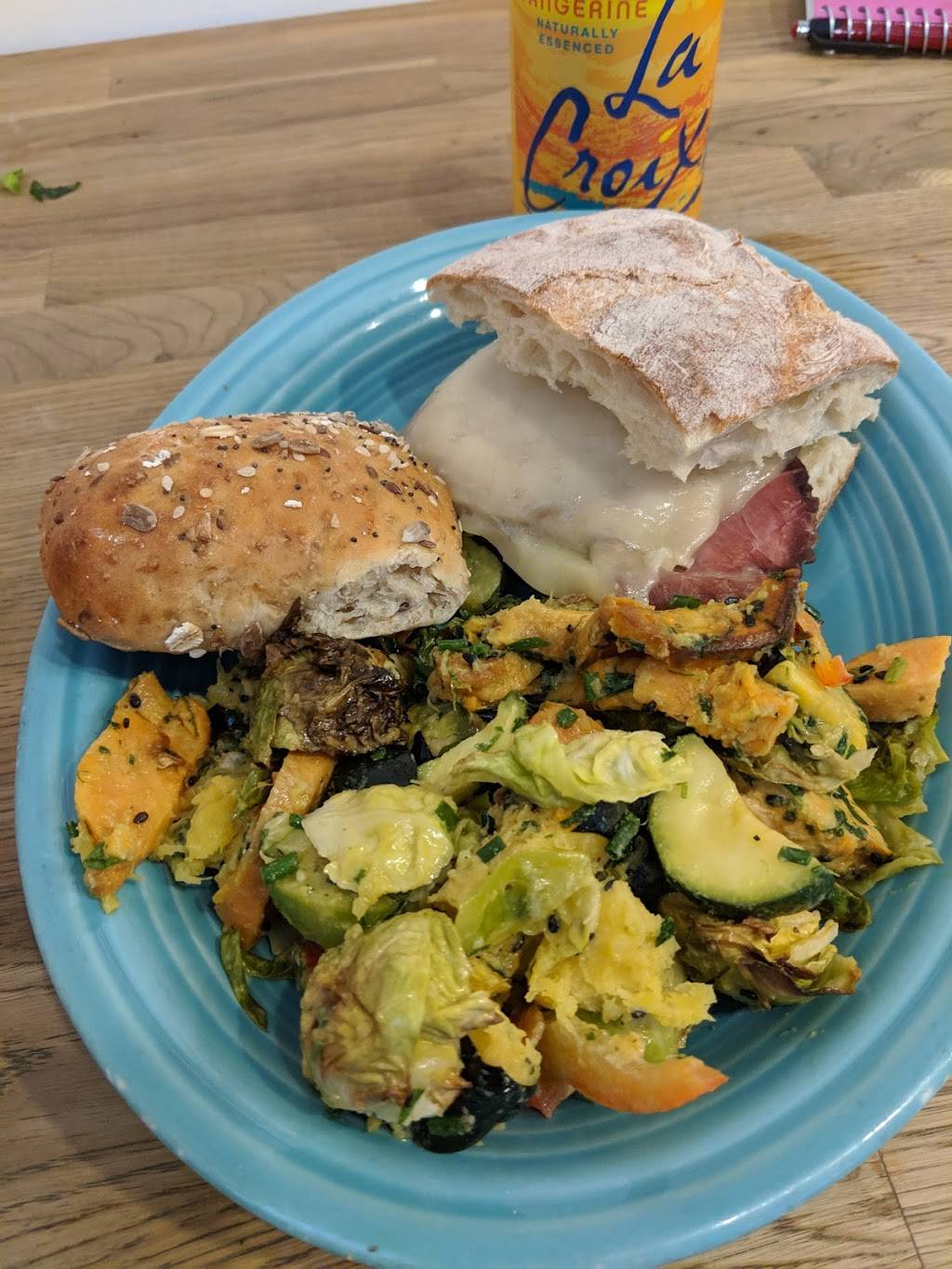 Souper Jenny Brookhaven | meal takeaway | 4274 Peachtree Rd NE, Atlanta, GA 30319, USA | 4049689361 OR +1 404-968-9361