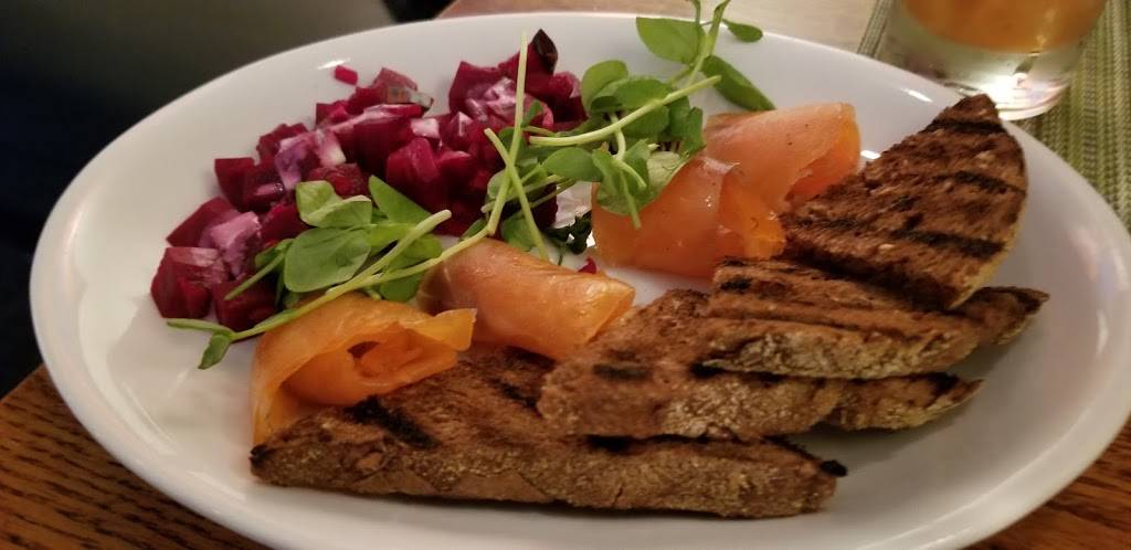 Big Sky Cafe | restaurant | 47 S Old Orchard Ave, Webster Groves, MO 63119, USA | 3149625757 OR +1 314-962-5757