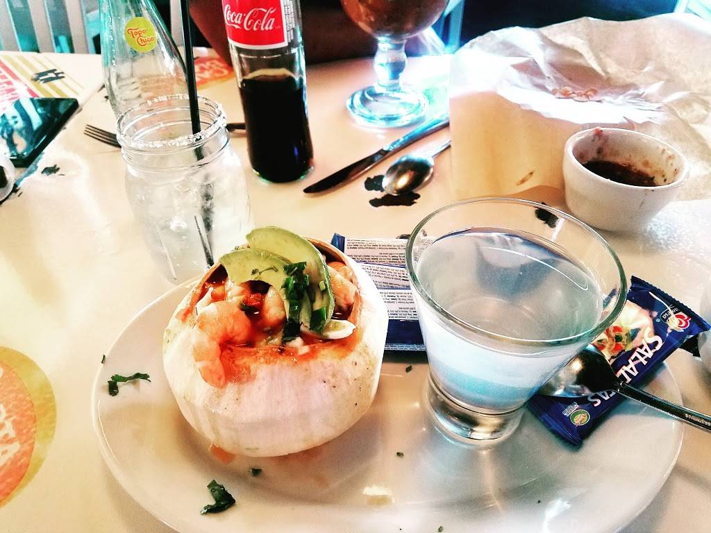 Palapas Seafood Bar | restaurant | 1418 Greenville Ave, Dallas, TX 75206, USA | 2148243000 OR +1 214-824-3000