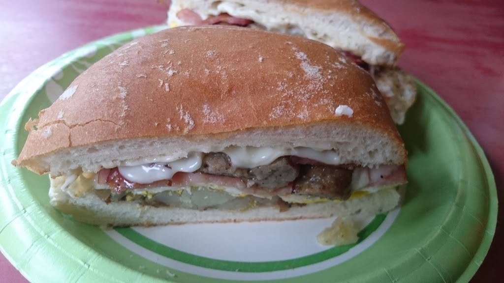 Arthurs Diner | restaurant | 112 Bridge St, Lowell, MA 01852, USA | 9784528647 OR +1 978-452-8647