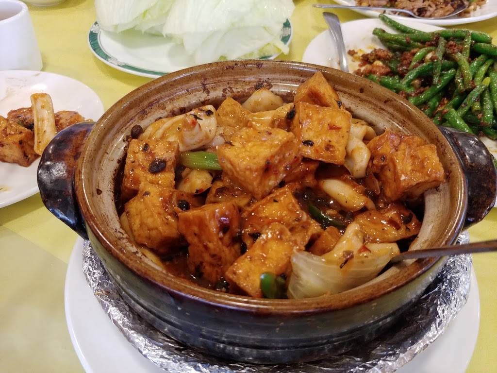 Happy Dragon Chinese Restaurant | restaurant | 707 NE 82nd Ave, Portland, OR 97220, USA | 5032563828 OR +1 503-256-3828