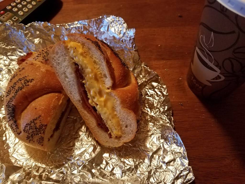 Johns Deli and Italian Bistro | restaurant | 48 W Passaic Ave, Bloomfield, NJ 07003, USA | 9737488888 OR +1 973-748-8888