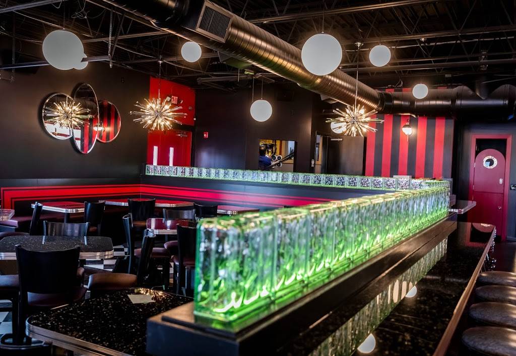 Fat Kat Slims | restaurant | 730 8th Ave S, Nashville, TN 37203, USA | 6157396953 OR +1 615-739-6953