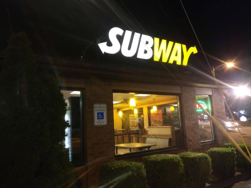 Subway | restaurant | 427 S Randolph Ave, Elkins, WV 26241, USA | 3046367827 OR +1 304-636-7827