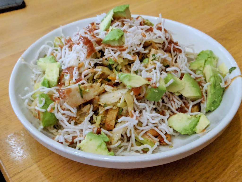 California Pizza Kitchen at MacArthur Center | restaurant | 300 Monticello Ave Suite 149, Norfolk, VA 23510, USA | 7576227190 OR +1 757-622-7190