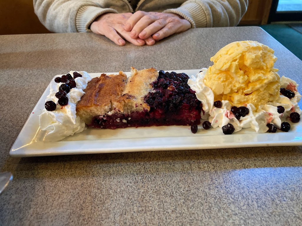 Two Tones At The Ranch | restaurant | 4555 U.S. Rte 2, Priest River, ID 83856, USA | 2085635647 OR +1 208-563-5647