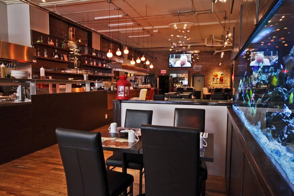 Resto La Muse | restaurant | 188 Rue Hériot, Drummondville, QC J2C 1J8, Canada | 8194714664 OR +1 819-471-4664