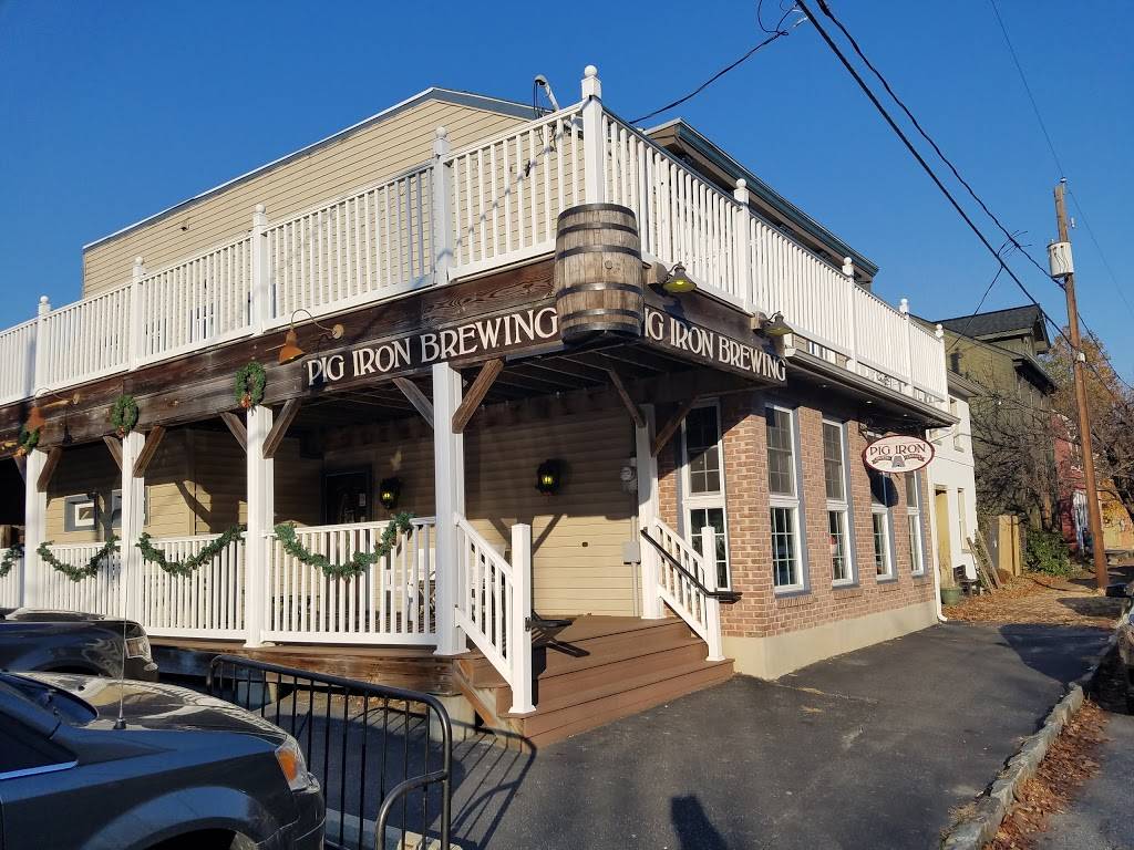 Pig Iron Brewing Co | restaurant | 40 E Front St, Marietta, PA 17547, USA | 7176041161 OR +1 717-604-1161
