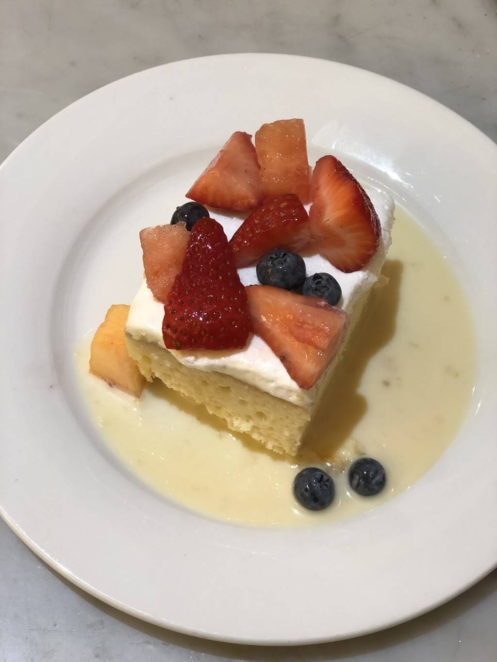 Patisserie Salzburg | bakery | 10 Harbor Point Rd, Stamford, CT 06902, USA | 9144728300 OR +1 914-472-8300