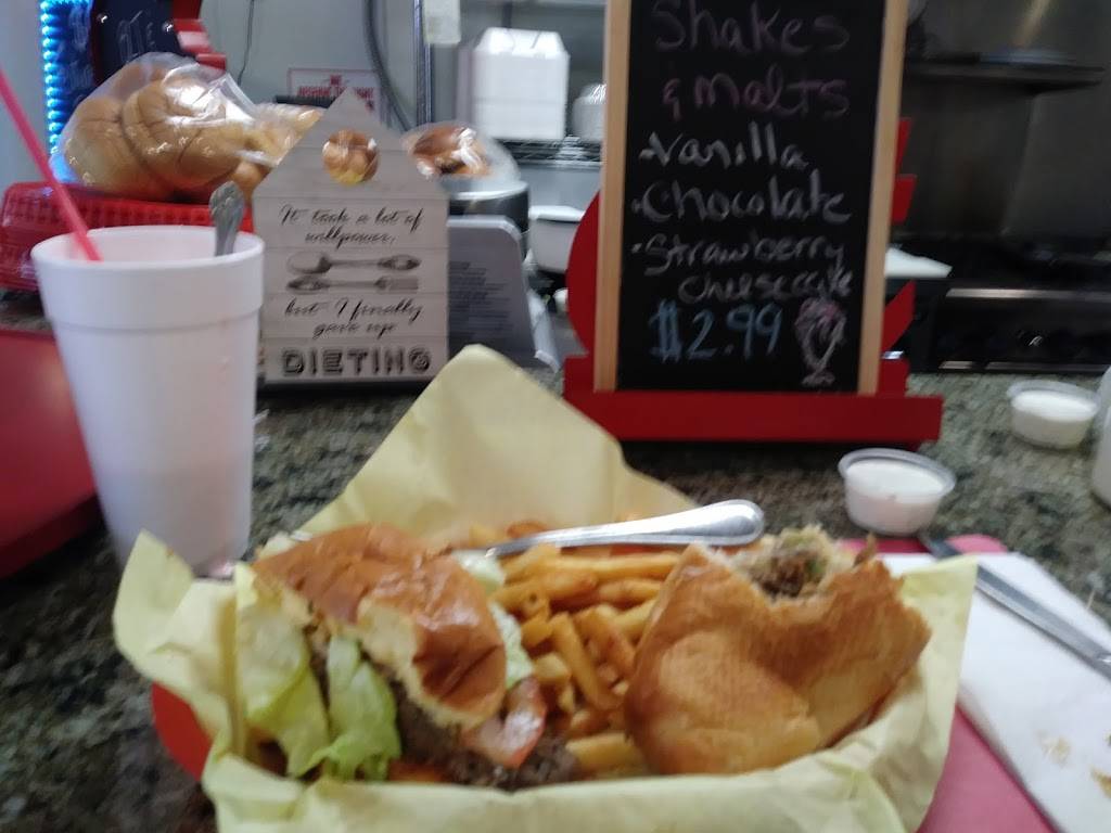 Silver State Diner | restaurant | 3430 E Tropicana Ave #6, Las Vegas, NV 89121, USA | 7024440555 OR +1 702-444-0555